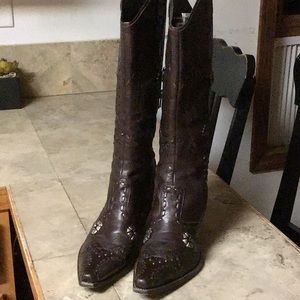 BCBGIRLS Brown Boots great condition
